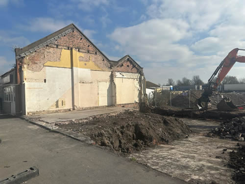 Bens Demolition Division job Demolition in Avonmouth for Clayewater Homes photo number 20