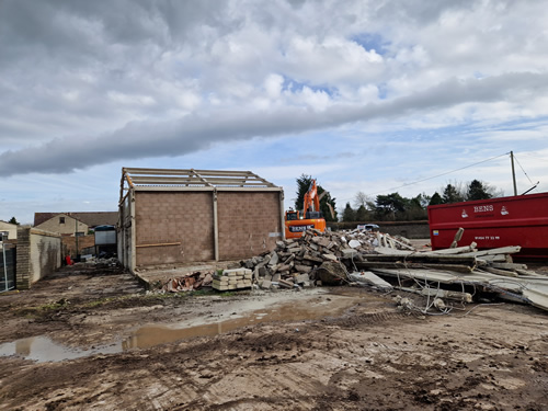 Bens Demolition Division job Kendalshire Golf Club old ground keeps sheds photo number 4