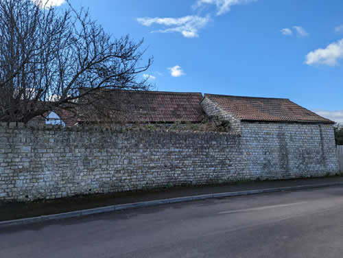 Bens Demolition Division job Dismantle outbuilding roof photo number 2