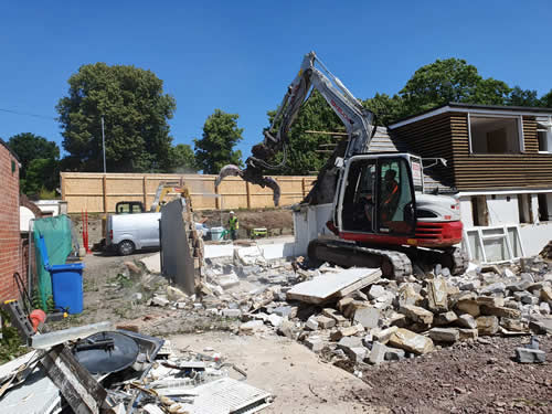 Bens Demolition Division job House demolition in Bracknell For Lancer Scott photo number 12