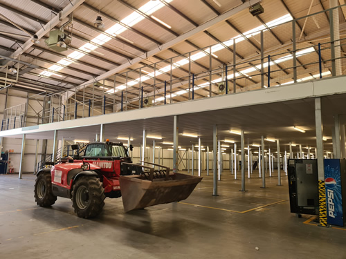 Bens Demolition Division job Remove mezzanine floor and clearing warehouse, Avonmouth, for Court Construction, Avonmouth Bristol photo number 3