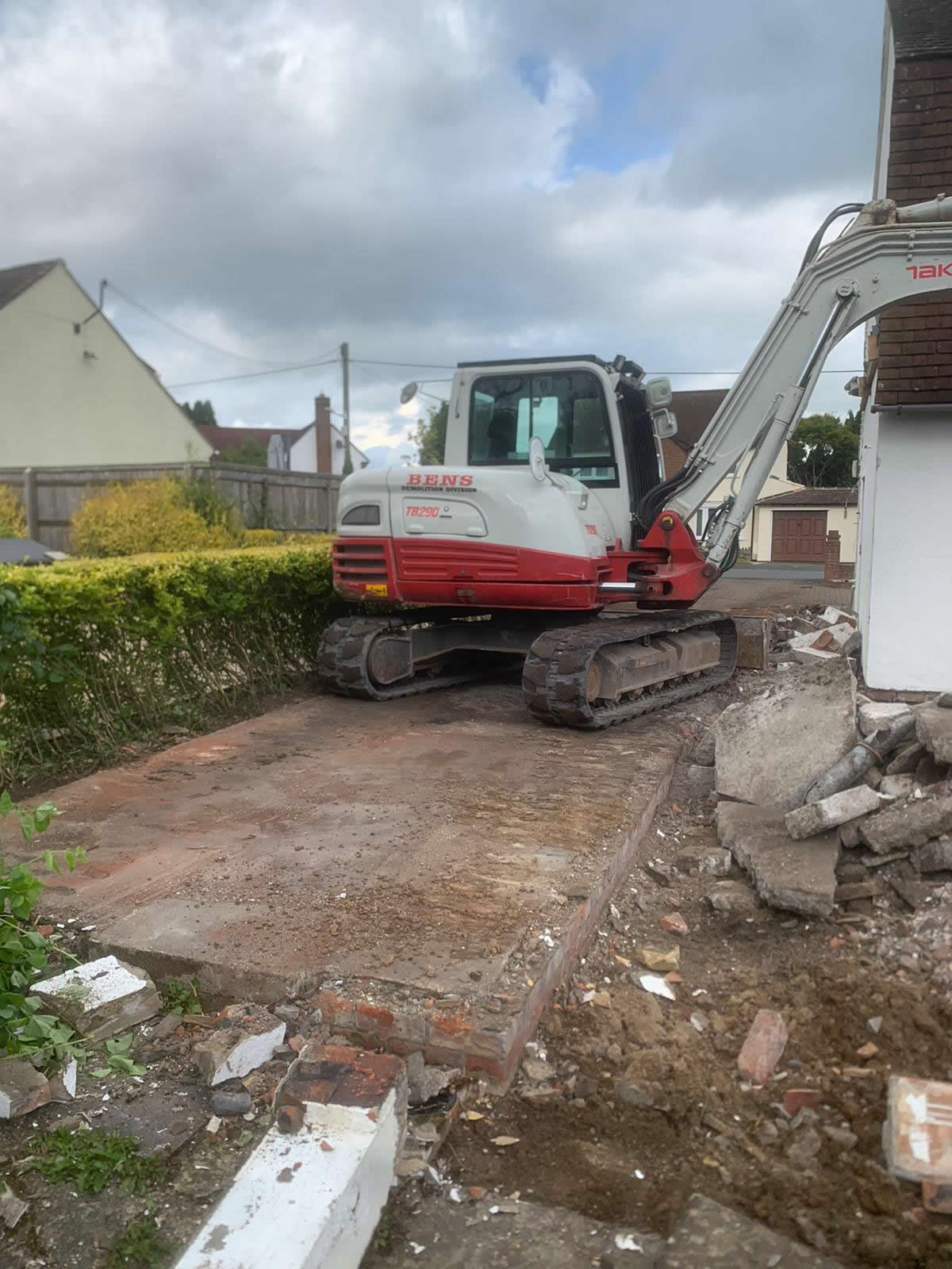 Bens Demolition Division job Demolition of Garage at side of house photo number 12