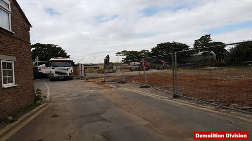 Bens Demolition Division job Railway Tavern, Yate photo number 6