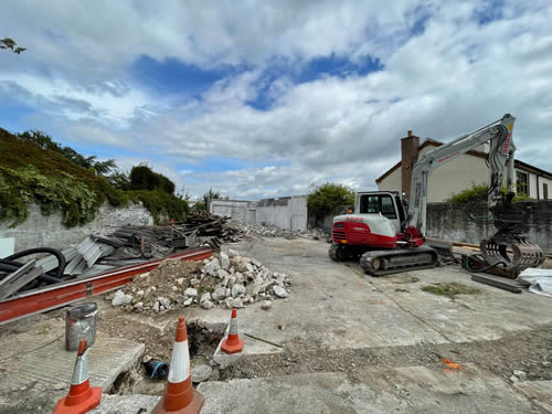 Bens Demolition Division job Demolition of Old workshops photo number 3