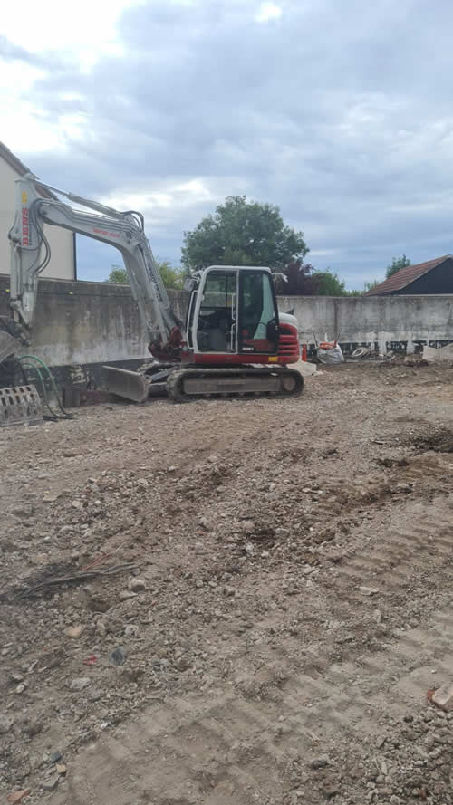 Bens Demolition Division job Demolition of Old workshops photo number 9